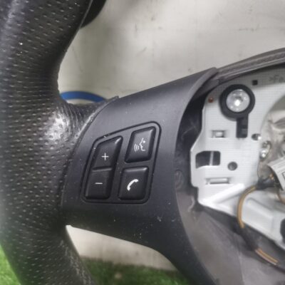 BMW E9X Steering Wheel No Airbag (No Warranty)