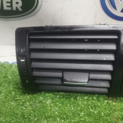 BMW E88 Canter Vent (No Warranty)