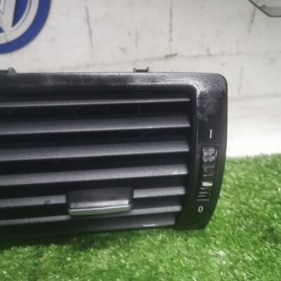 BMW E88 Canter Vent (No Warranty)